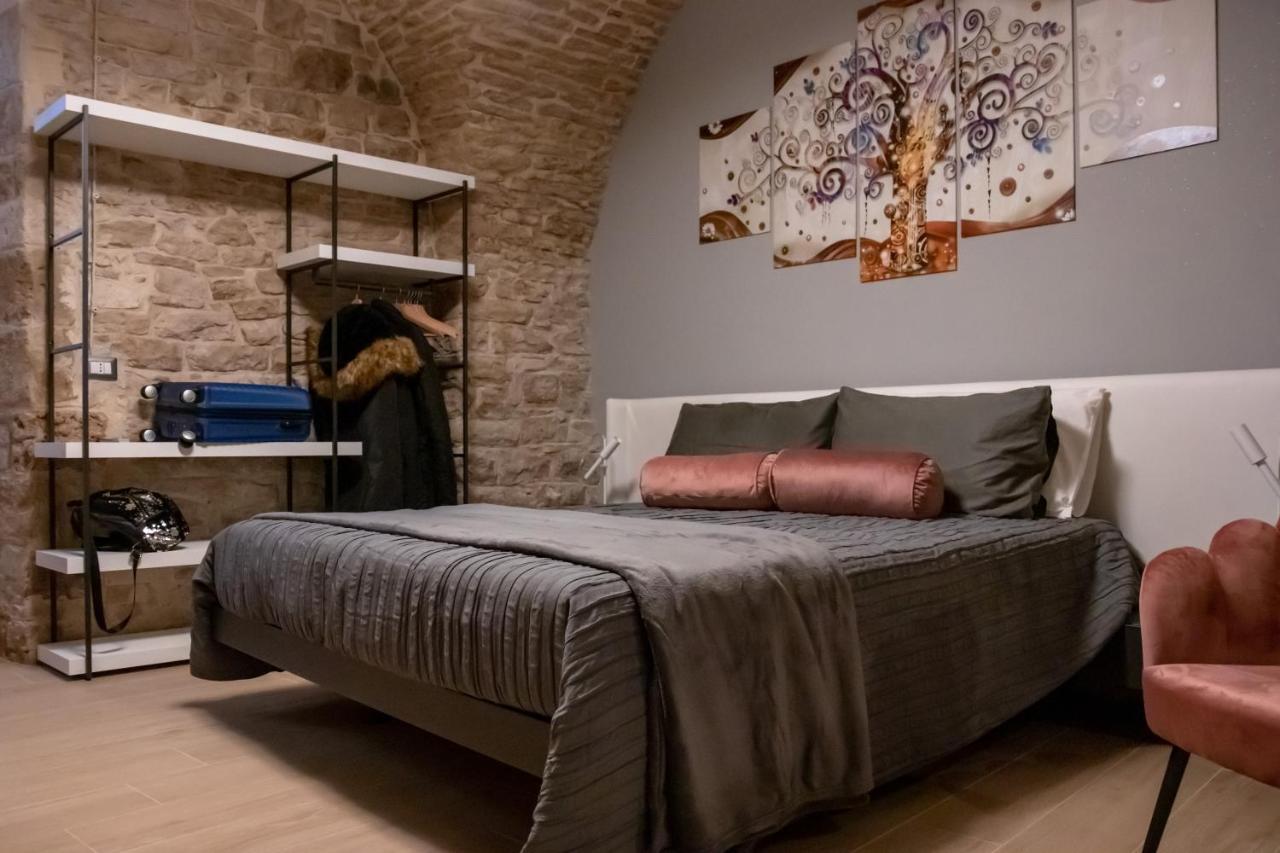 Suite 123 Luxury B&B Con Jacuzzi Palo del Colle Экстерьер фото